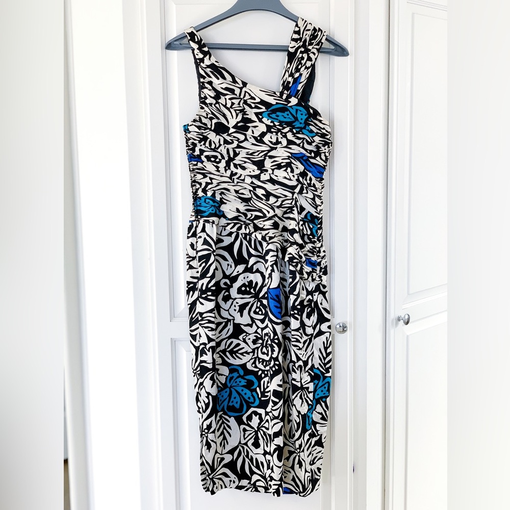 SILKS BY ST. GILLAN Vibrant Floral Abstract Leaf Print Silk Wiggle Dress - Picture 6 of 15